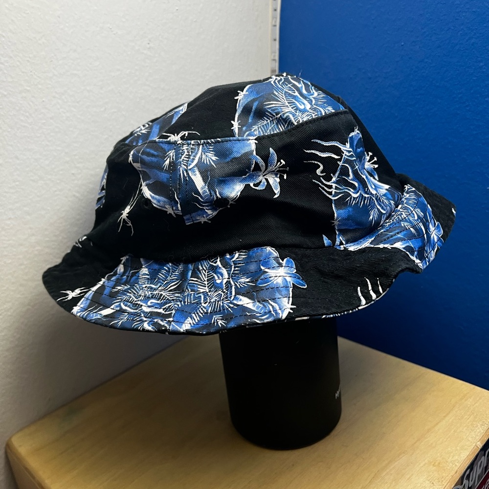 Vintage 90’s Bucket Hat 🔥⚡️ SIZE:S-M